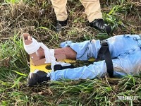 Colisão entre moto e caminhonete deixa dois feridos na BR-277, em Foz do Iguaçu