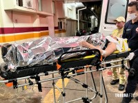 Mulher cai do quinto andar de hotel na AV. Costa e Silva em Foz do Iguaçu