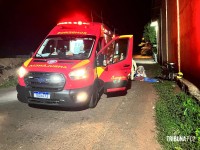 Homem sofre acidente grave ao colidir motocicleta contra barracão em Três Lagoas