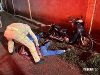 Homem sofre acidente grave ao colidir motocicleta contra barracão em Três Lagoas