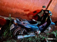 Homem sofre acidente grave ao colidir motocicleta contra barracão em Três Lagoas