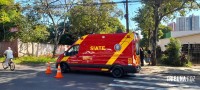 Motociclista fica ferido após colisão na Av. General Meira
