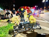 Acidente no trevo da Icavel mobiliza equipes de resgate do Corpo de Bombeiros de Foz do Iguaçu