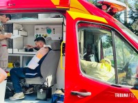 Motociclista sofre fraturas após colisão com automóvel na Av. Nacional em Foz do Iguaçu