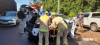 Colisão frontal na Av. das Cataratas mobiliza o Corpo de Bombeiros