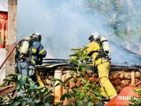 Homem ateia fogo na própria casa após término de relacionamento na Favela da Sadia em Foz do Iguaçu 