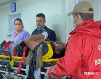 Taxista paraguaio é assaltado e criminosos trocam tiros com a PM. Um assaltante ficou ferido