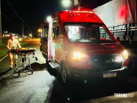 Motociclista fica gravemente ferido após colisão com carreta na marginal da BR-277, em Foz do Iguaçu