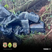 Ação integrada entre PF, PC e PM apreendem embarcações com cigarros e drogas em São Miguel do Iguaçu