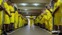 Ministério da Justiça do Paraguai determina novos uniformes obrigatórios aos detentos 