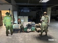 PM e PF apreendem 1.206,5 Kg de maconha em porto clandestino as margens do Lago de Itaipu