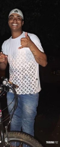 Jovem é morto a tiros nas primeiras horas da manhã deste sábado no Porto Meira