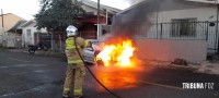 Bombeiros interveem em incêndio a veículo na Vila Adriana II