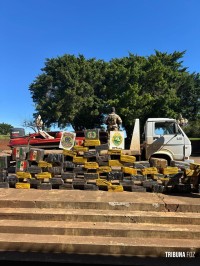 Policia Federal e PMPR apreendem embarcação com 1.178 quilos de maconha em Santa Helena