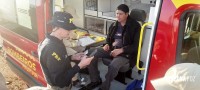 Motociclista é socorrido pelo Siate após colisão próximo ao trevo do aeroporto na BR-469