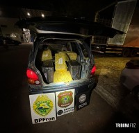 BPFRON, NEPOM e COPE apreendem cigarros e pneus contrabandeados em Foz do Iguaçu