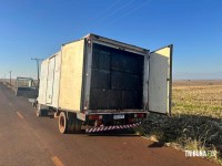 Policia Federal apreende caminhão carregados com 300 caixas de cigarros em São Miguel do Iguaçu