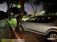 Veículo é encontrado colidido em árvore no Balneário Terra das Águas em Santa Helena