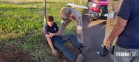 Jovem é socorrido pelo Siate após colisão entre caminhão e carro no Jardim Patriarca