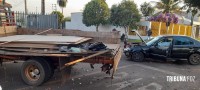 Jovem é socorrido pelo Siate após colisão entre caminhão e carro no Jardim Patriarca