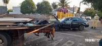 Jovem é socorrido pelo Siate após colisão entre caminhão e carro no Jardim Patriarca
