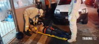 Trabalhador de moto Uber é baleado durante assalto no Jardim Tarobá
