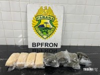 BPFRON apreende cocaína e haxixe em veículo e prende casal em Céu Azul