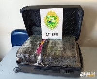 Policia Militar apreende jovem que carregava mala cheia de maconha em Medianeira