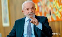 Brasil negociará como país soberano, diz Lula ao New York Times