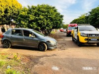 PM prende três pessoas com arma e drogas no Lagoa Dourada. Um dos preso foi baleado tentando fugir