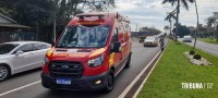 Idosa é socorrida pelo Siate após cair de moto na Av. das Cataratas