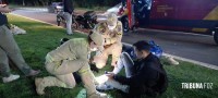 Siate socorre duas vítimas após colisão traseira entre duas motos na Av. das Cataratas