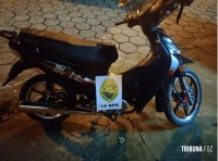 PM recupera motoneta furtada e prende motociclista na Invasão do Bubas em Foz do Iguaçu