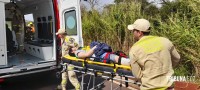 Motociclista fica ferido após colisão traseira na Avenida das Cataratas