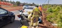 Motociclista fica ferido após colisão traseira na Avenida das Cataratas