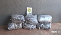 PM localiza seis volumes de maconha tipo capulho na região central de Foz do Iguaçu