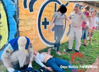 Mãe e filha ficam feridas após queda de motocicleta na Av. Andradina