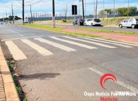 Mãe e filha ficam feridas após queda de motocicleta na Av. Andradina