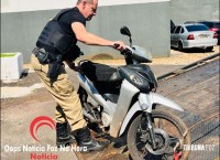 Motocicleta furtada é recuperada pelo Pelotão de CHOQUE na "Favela do Bolo"