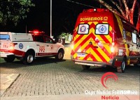 Colisão entre moto e carro deixa duas vítimas gravemente feridas no Bairro Portal da Foz