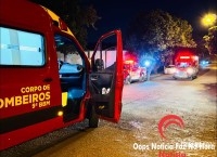 Colisão entre moto e carro deixa duas vítimas gravemente feridas no Bairro Portal da Foz