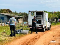 Corpo de homem enrolado em lençol é encontrado em terreno baldio no Jardim Universitário