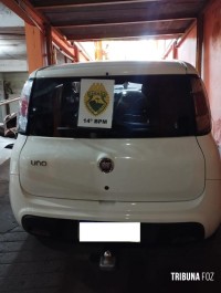 PM recupera veículo furtado em São Paulo que estava em uma garagem da Vila Portes e detém três pessoas