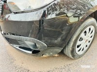 Ciclista fica ferido após colisão com automóvel no Jardim Manaus