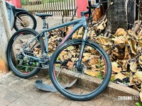 Ciclista fica ferido após colisão com automóvel no Jardim Manaus