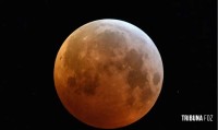 Lua de sangue: eclipse lunar total ocorre neste domingo