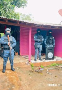 Adolescente é apreendido após roubo de motos em Puerto Iguazu