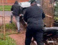 Adolescente é apreendido após roubo de motos em Puerto Iguazu