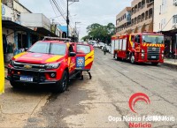 Incêndio atinge apartamento na Vila Portes e mobiliza o Corpo de Bombeiros de Foz do Iguaçu