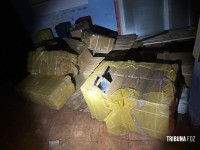 Policia Federal apreende centenas de pneus e peças náuticas contrabandeadas em Foz do Iguaçu